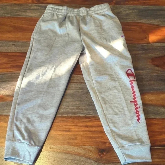 Champion boys hoodie and pants set - Picture 5 of 8